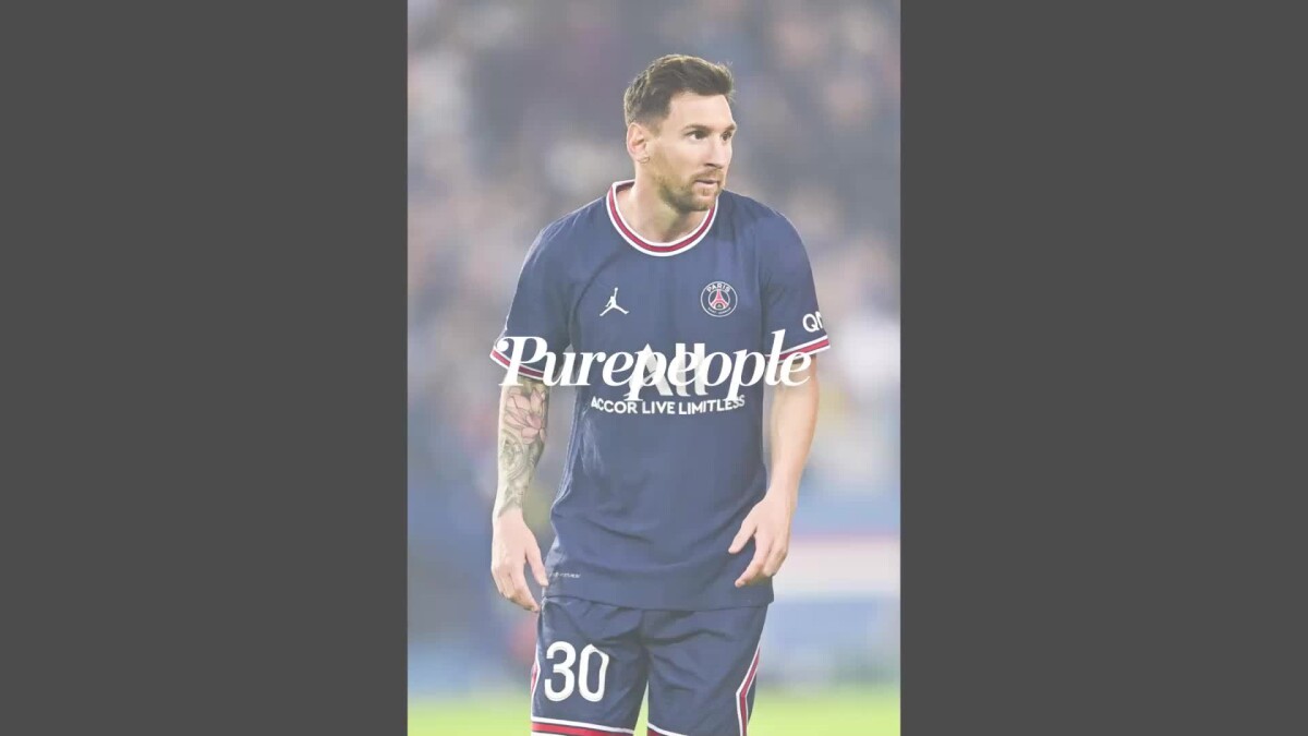 Vidéo : Lionel Messi affole les réseaux après son but en posant torse nu  aux côtés de Neymar et Mbappé - Purepeople