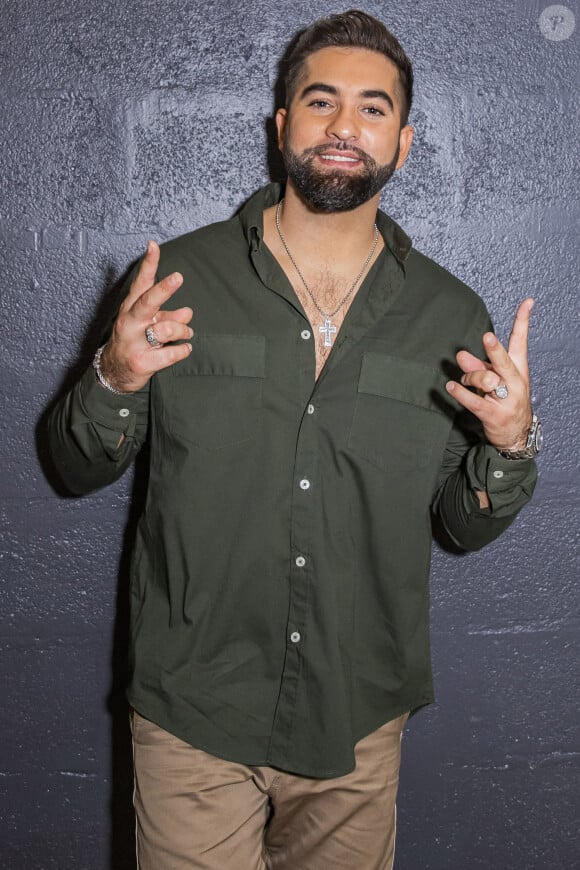 Kendji Girac - Backstage de l'enregistrement de l'émission "On est presque en direct" (OEED), présentée par L.Ruquier, et diffusée sur France 2 le 28 novembre 2020 © Jack Tribeca / Bestimage 