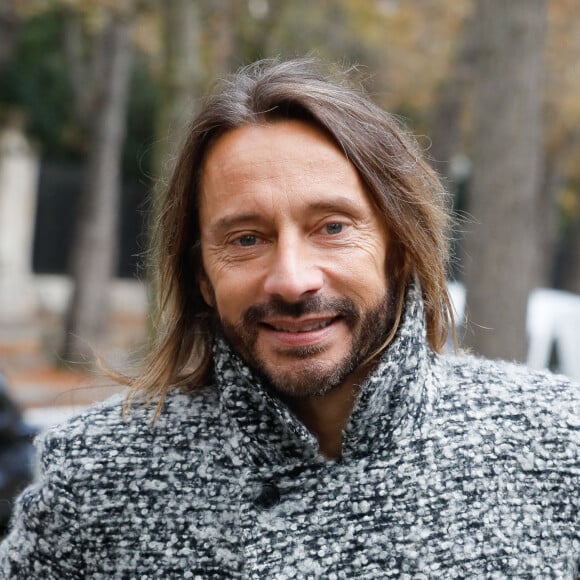 Exclusif - Bob Sinclar (de son vrai nom Christophe Le Friant) - Arrivée des personnalités sur l'enregistrement de l'émission "Vivement Dimanche" au Studio Gabriel à Paris. Le 29 septembre 2021 © Christophe Clovis / Bestimage