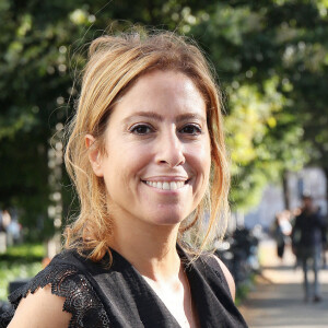 Léa Salamé à la sortie des studios de Radio France à Paris, France, le 10 septembre 2021. © Panoramic/Bestimage