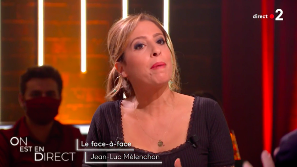 Léa Salamé, Laurent Ruquier, Harry Roselmack et Jean-Luc Mélenchon sur le plateau de l'émission "On est en direct", diffusée sur France 2.