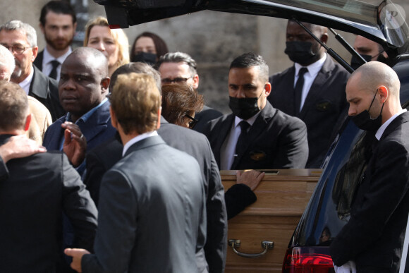 Dominique Tapie à la messe funéraire en hommage à Bernard Tapie en l'église Saint-Germain-des-Prés à Paris. Le 6 octobre 2021 © Jacovides-Moreau / Bestimage