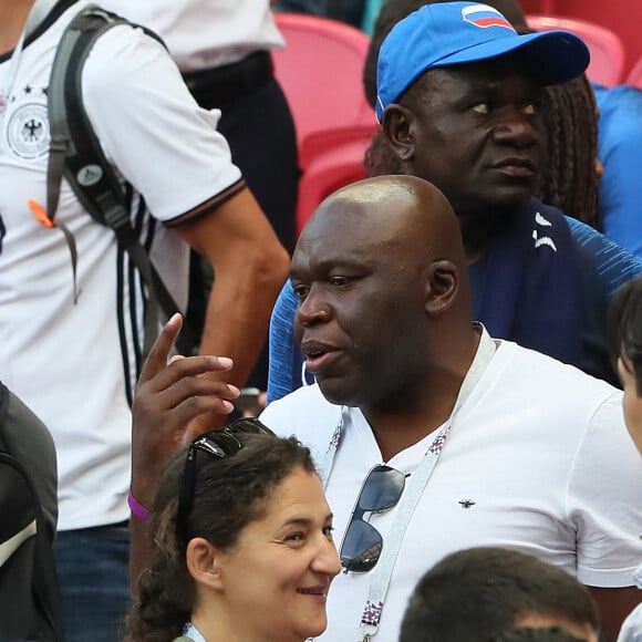 Fayza Lamari (mère de Kylian Mbappé), Wilfried Mbappé (père de Kylian Mbappé) - Célébrités dans les tribunes opposant la France à l'Argentine lors des 8ème de finale de la Coupe du monde à Kazan en Russie le 30 juin 2018 © Cyril Moreau/Bestimage