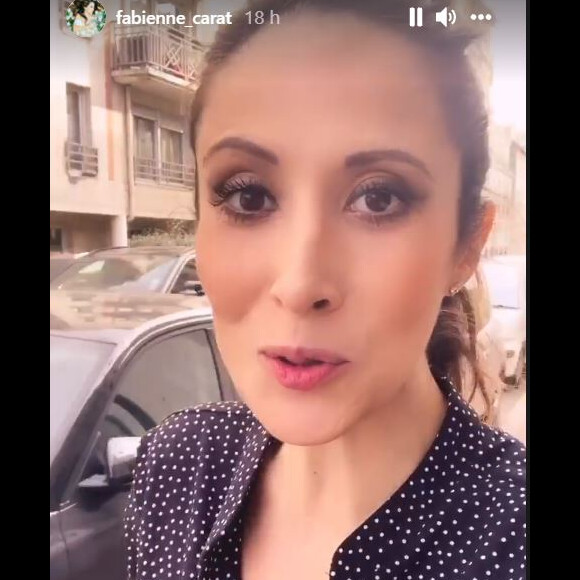 Fabienne Carat, enceinte, s'offre une nouvelle voiture