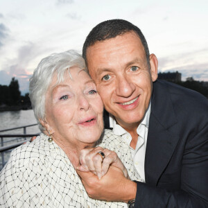 Line Renaud et Dany Boon - Soirée de fin de tournage du film "Une belle course" et anniversaire surprise de Line Renaud (93 ans) sur la péniche Excellence à Paris, France, le 3 juillet 2021. © Coadic Guirec/Bestimage 