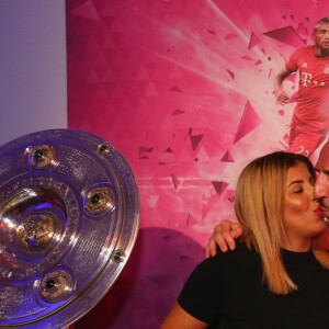 Franck Ribery avec sa femme Wahiba Ribery au banquet d'après match de la finale de la Coupe d'Allemagne "Bayern de Munich - Borussia Dortmund". Le FC Bayern Munich est Champion d'Allemagne 2016 et remporte la Coupe d'Allemagne 2016. Berlin, le 21 mai 2016.