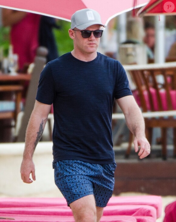 Wayne Rooney passe de jolies vacances avec sa femme Coleen Rooney et son fils Kai Rooney sous le soleil de La Barbade, le 25 mars 2019.