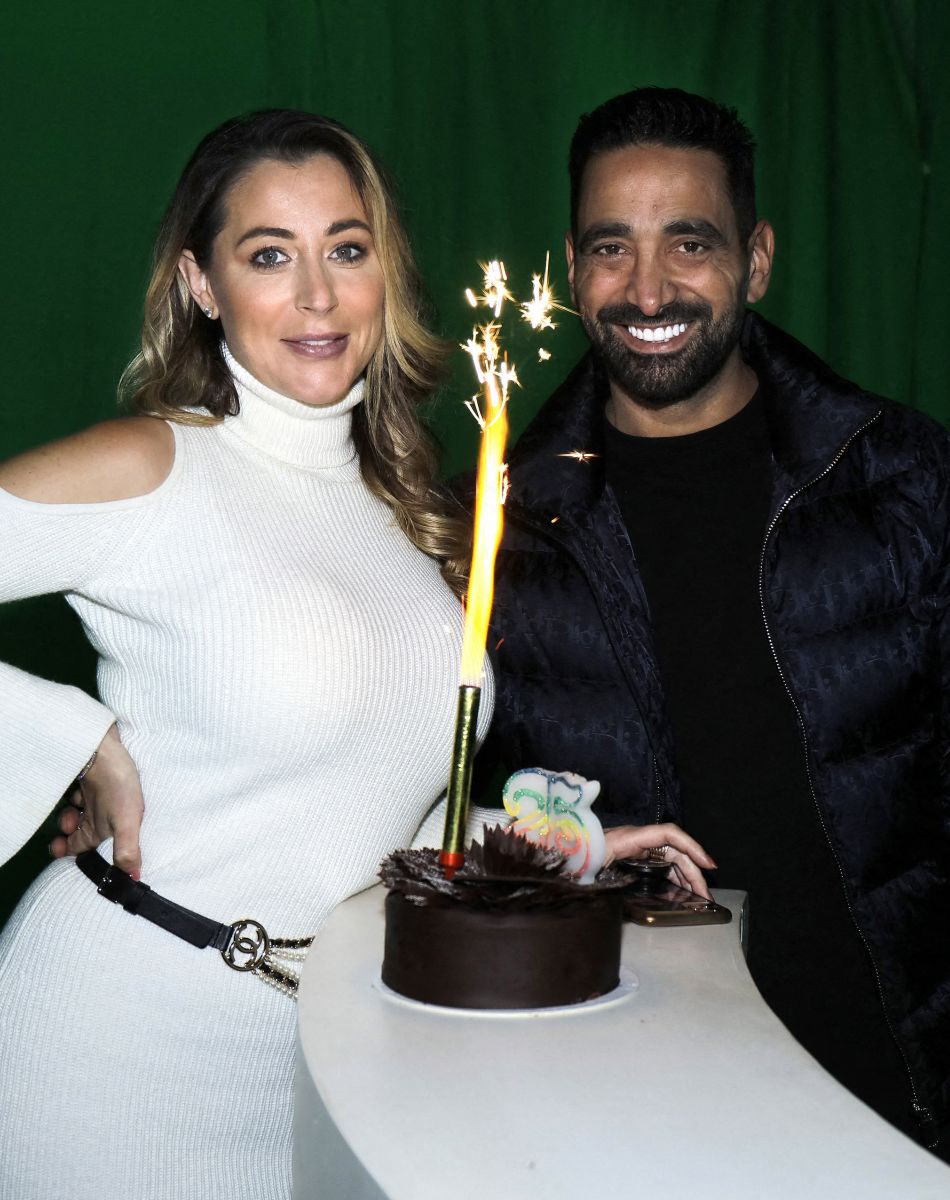 Exclusif - Magali Berdah et son compagnon Stéphane lors de l'enregistrement de l'émission "L'Instant De Luxe" pour la chaine Non Stop People. Le 26 novembre 2020 © Cédric Perrin / Bestimage