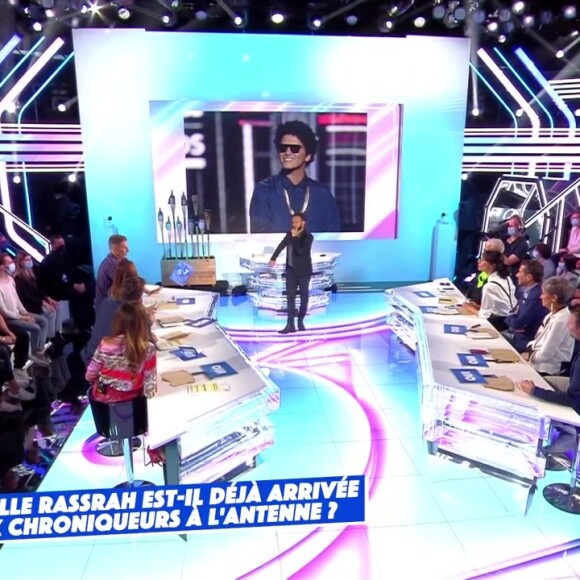 Matthieu Delormeau balance sur Bruno Mars.