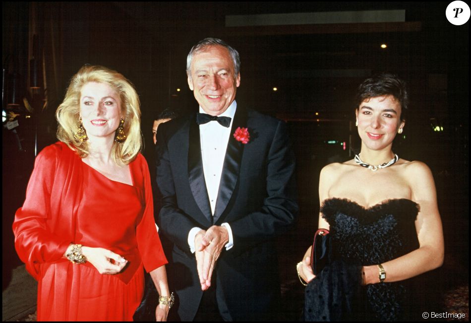 Archives - Yves Montand, Son épouse Carole Amiel Et Catherine Deneuve ...