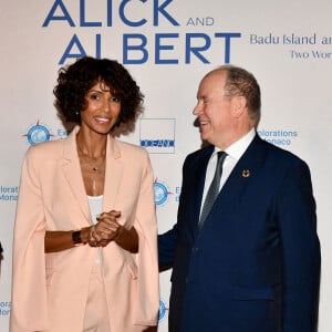 Sonia Rolland et le prince Albert II de Monaco, durant la soirée d'ouverture des 23èmes Rencontres internationales du cinéma des antipodes à Saint Tropez, avec une avant première du film documentaire Alick et Albert au cinéma La Renaissance, place des Lices. © Bruno Bebert / Bestimage