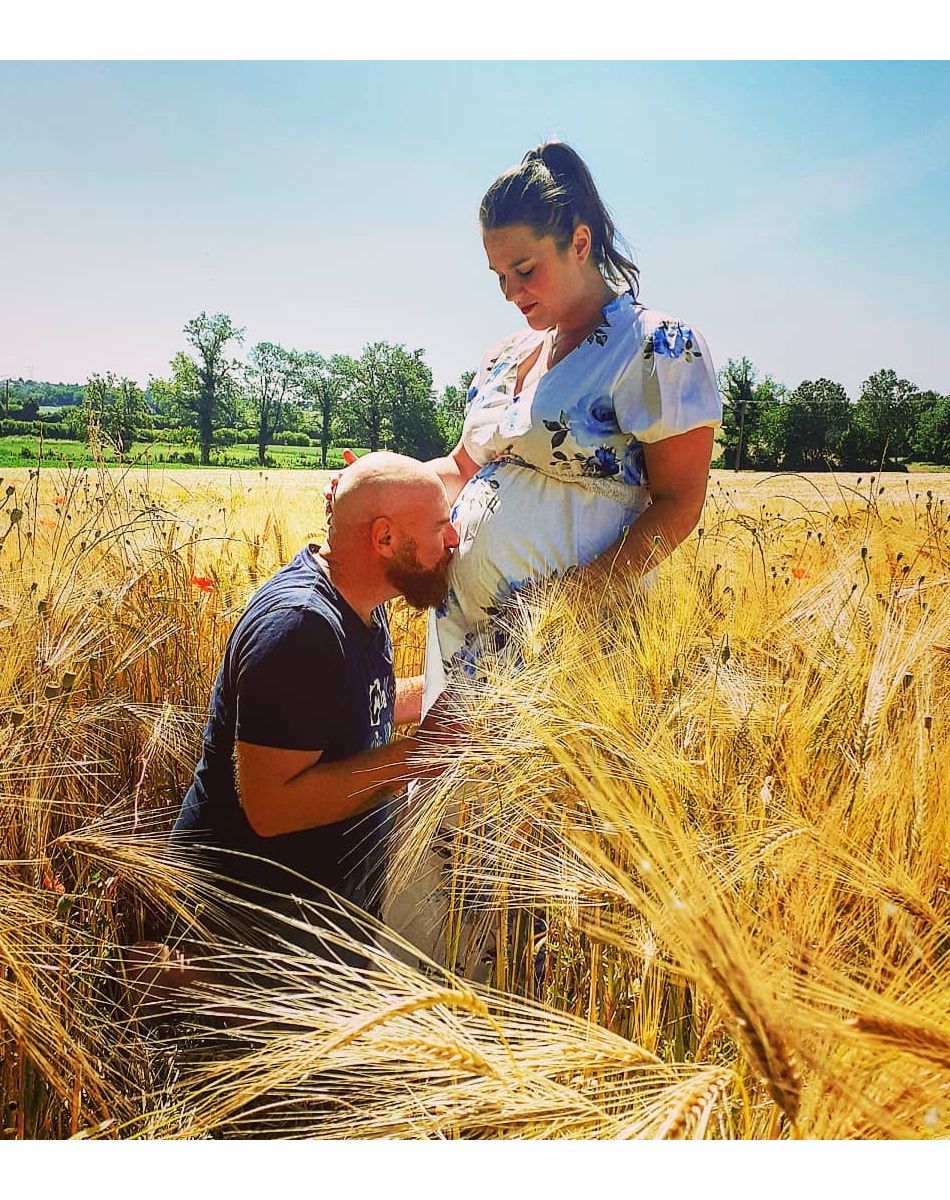Lucile et Jérôme révèlent l'arrivée prochaine de leur premier enfant.