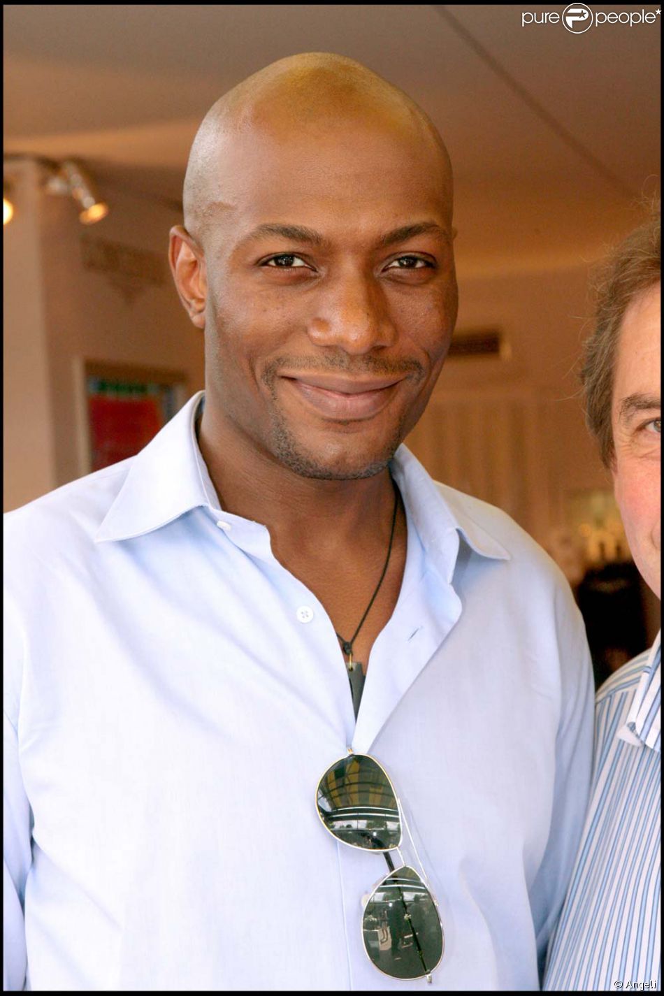 Harry Roselmack proposera une intverview de Carla Bruni dans le