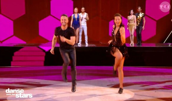 Vaimalama Chaves et Christian Millette lors de l'épreuve de la figure imposée dans "Danse avec les stars 2021", le 15 octobre, sur TF1