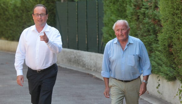 Au lendemain de son 60ème anniversaire, François Hollande est venu embrasser son père Georges Gustave Hollande, 91 ans, dans sa résidence à Cannes. Le 13 août 2014