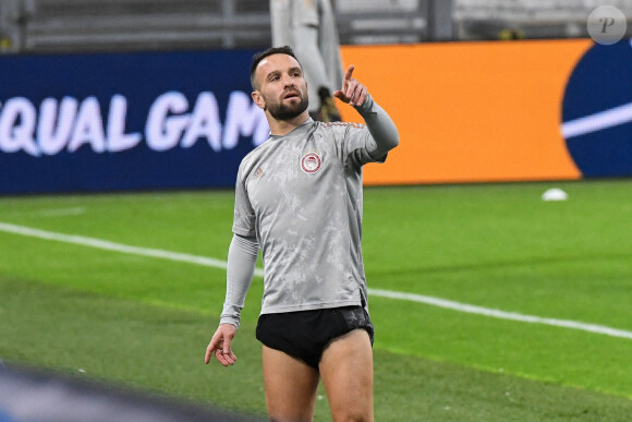 Mathieu Valbuena - Les joueurs de l'Olympiakos s'entrainent sur la pelouse du stade vélodrome avant leur rencontre contre Marseille en ligue des Champions le 30 novembre 2020. © Lionel Urman / Panoramic / Bestimage