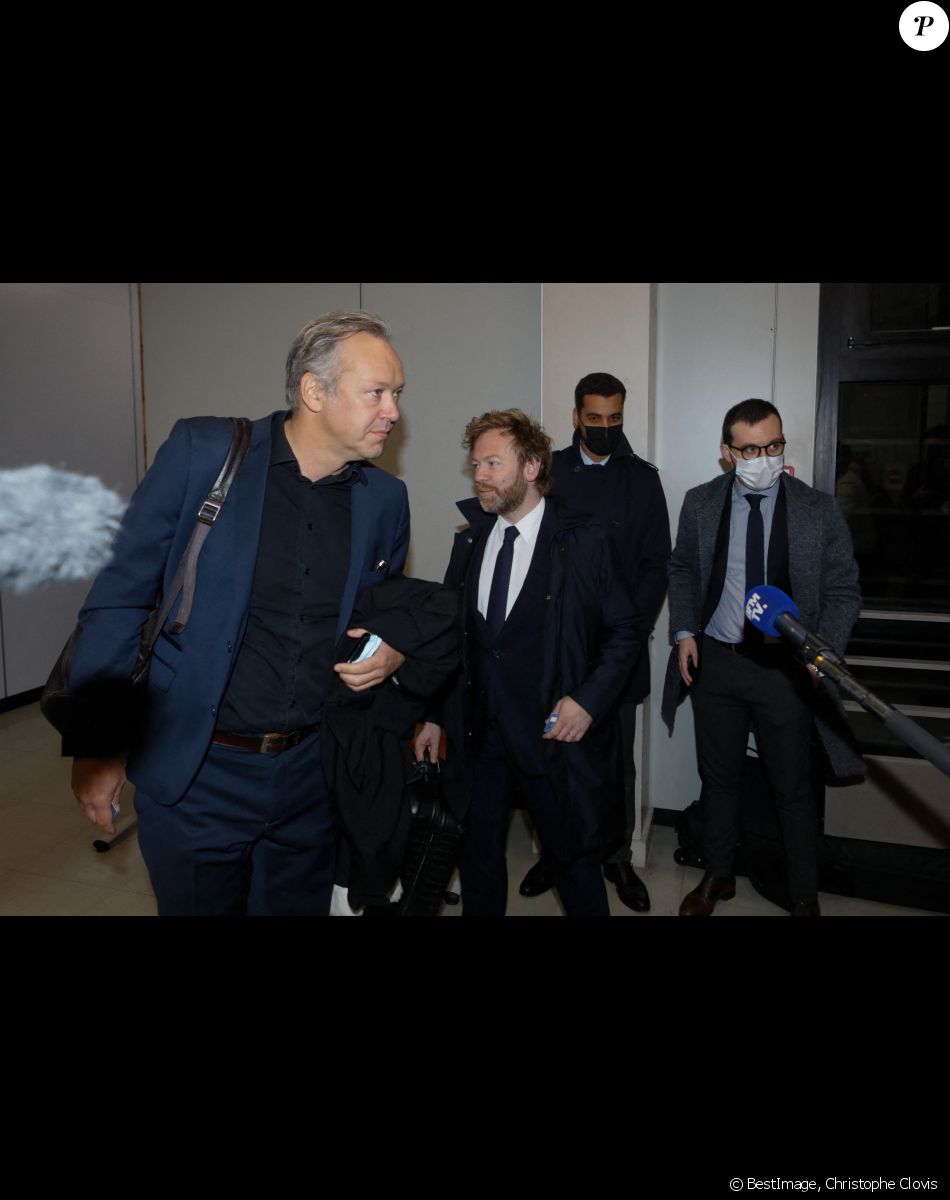 Maîtres, Sylvain Cormier, Antoine Vey (avocat de K. Benzema) - Arrivées à l'ouverture du procès dit de la "sextape de Valbuena" au tribunal judiciaire de Versailles le 20 octobre 2021. © Christophe Clovis / Bestimage