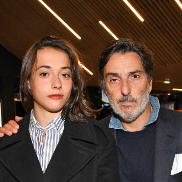 Suzanne Jouannet et Yvan Attal - Soirée d'ouverture de la 3e édition du Festival Cinéroman au cinéma Pathé Gare du Sud à Nice. Le 20 octobre 2021. © Bruno Bebert / Bestimage