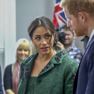 Meghan Markle (enceinte de son fils Archie) et le prince Harry assistent à une activité jeunesse le Jour du Commonwealth à la Maison du Canada le 11 mars 2019 à Londres.