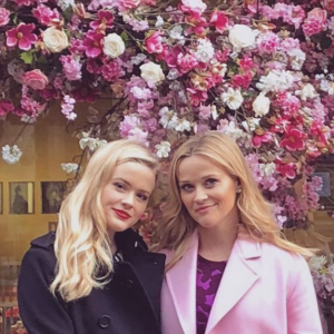 Reese Witherspoon et sa fille Ava Phillippe. Mai 2020.