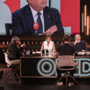 Exclusif - Myriam Boyer, Léa Salamé, Laurent Ruquier, Zaz, Laurent Baffie - Sur le plateau de l'émission On Est En Direct (OEED) du samedi 30/10/2021, exceptionnellement enregistrée et présentée par L.Salamé et L.Ruquier à Paris le 29 octobre 2021. © Jack Tribeca / Bestimage