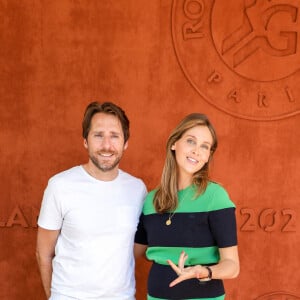 Ophélie Meunier (enceinte) et son mari Mathieu Vergne au village des Internationaux de France de tennis de Roland Garros à Paris, France, le 11 juin 2021. © Dominique Jacovides/Bestimage 