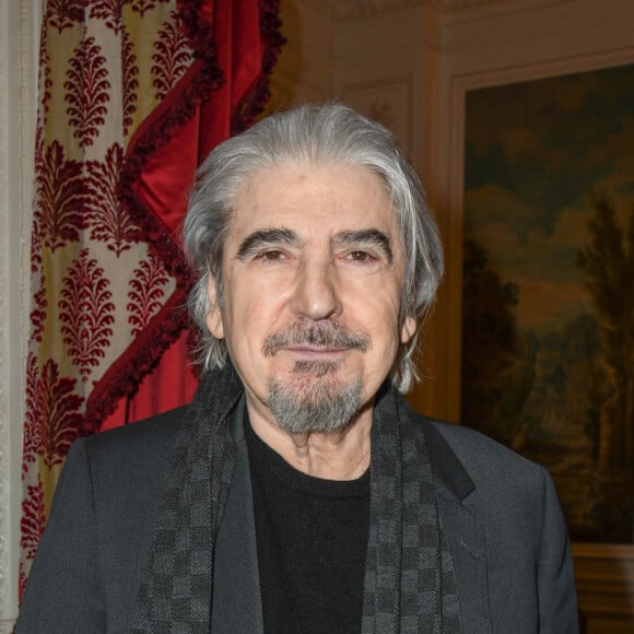 Serge Lama - Lancement du livre "Sardou Regards" de B.Kossek à l'hôtel Raphael à Paris, France, le 15 avril 2019. © Coadic Guirec/Bestimage 