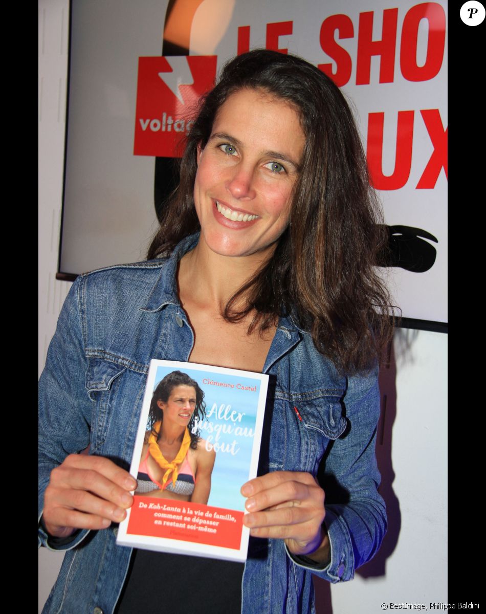 Exclusif - Clémence Castel lors de l'émission "Le Show de Luxe" sur la Radio Voltage à Paris, France, le 8 avril 2019. © Philippe Baldini/Bestimage