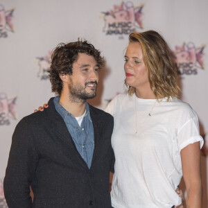 Laure Manaudou et son compagnon Jérémy Frérot - Arrivées à la 17ème cérémonie des NRJ Music Awards 2015 au Palais des Festivals à Cannes, le 7 novembre 2015.