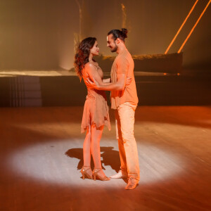 Lucie Lucas, candidate de la onzième saison de "Danse avec les stars", avec son partenaire Anthony Colette.