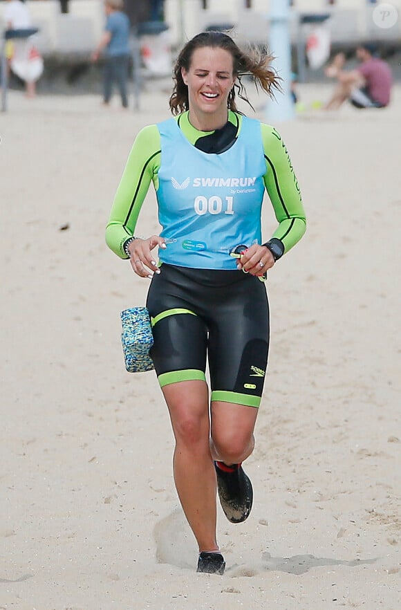 Exclusif - Laure Manaudou - La championne de natation L.Manaudou organise et lance la 1er édition de sa course, la "Swimrun" à Arcachon, France, le 23 juin 2019. Maintenant organisatrice de course avec son amie C.Gauzet, ancienne candidate de l'émission Koh-Lanta. Cette première édition de course et de nage était composée de 12 kilomètres de course dans le sable et 3 kilomètres de nage en mer. © Patrick Bernard/Bestimage