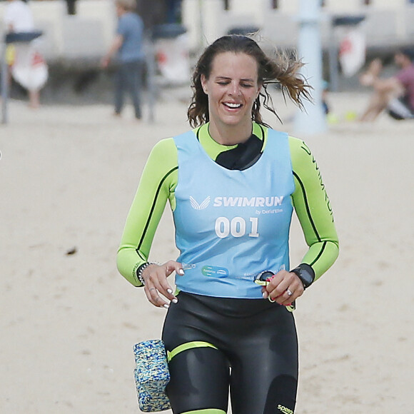 Exclusif - Laure Manaudou - La championne de natation L.Manaudou organise et lance la 1er édition de sa course, la "Swimrun" à Arcachon, France, le 23 juin 2019. Maintenant organisatrice de course avec son amie C.Gauzet, ancienne candidate de l'émission Koh-Lanta. Cette première édition de course et de nage était composée de 12 kilomètres de course dans le sable et 3 kilomètres de nage en mer. © Patrick Bernard/Bestimage