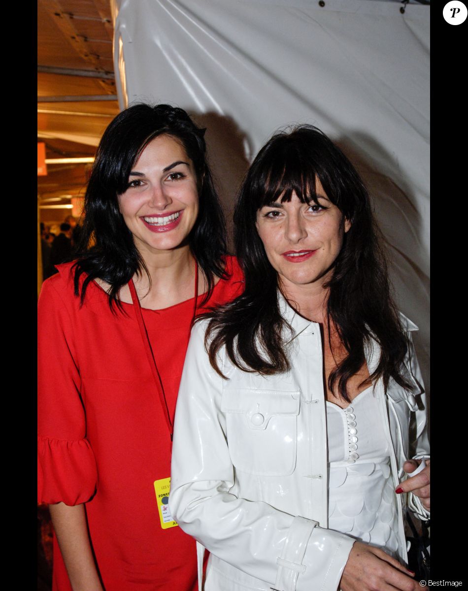 Archives - Lio et sa soeur Helena Noguerra aux Victoires de la musique en 2007. © Patrick Carpentier / Bestimage