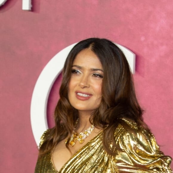 Salma Hayek - Première du film "House Of Gucci" à Londres, le 9 novembre 2021.