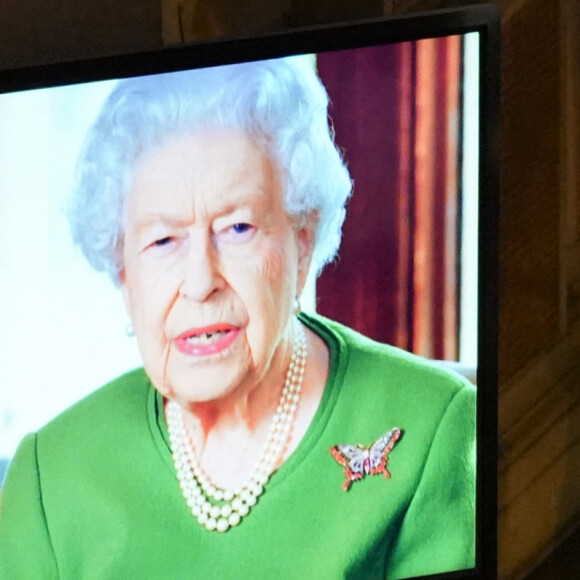 La reine Elisabeth II d'Angleterre s'adresse aux leaders mondiaux lors de la réception royale au Musée Kelvingrove dans le cadre de la journée du Sommet des leaders mondiaux COP26 à Glasgow le 1er novembre 2021. 