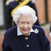 Elizabeth II : Son offre de travail au salaire mirobolant !