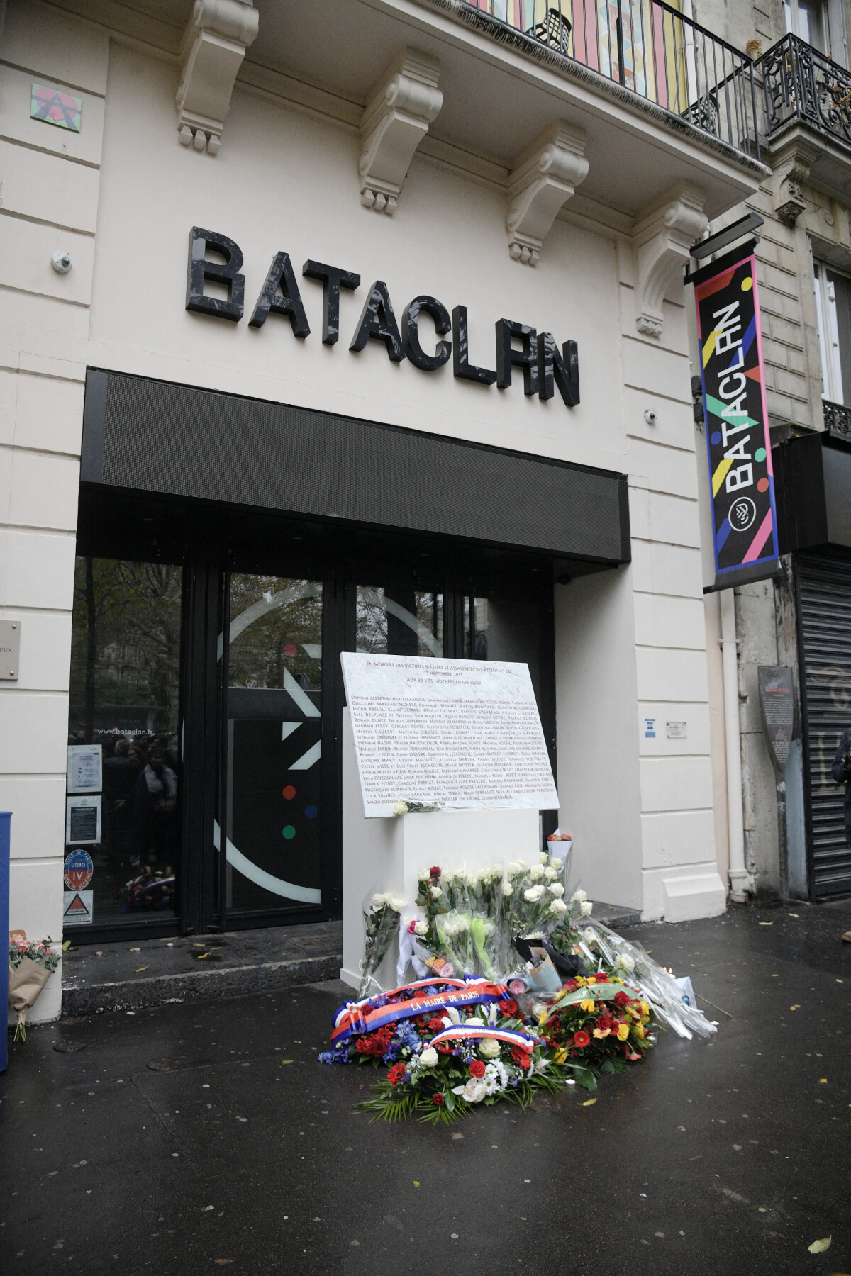 Photo : Atmosphère Lors De La Cérémonie D'hommage Aux Victimes Des ...