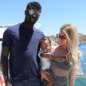 Emilie Fiorelli de nouveau en couple avec M'Baye Niang, elle officialise leur réconciliation sur Instagram.