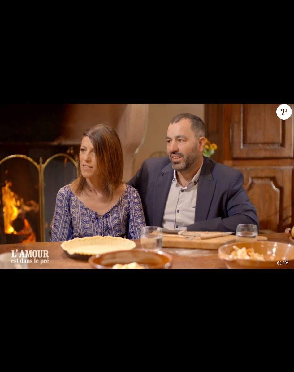 Jean-François et Mélanie lors du bilan de "L'amour est dans le pré 2021", le 22 novembre, sur M6