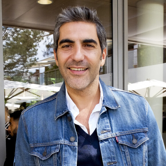 Ary Abittan - Les célébrités dans le village des Internationaux de France de Tennis de Roland Garros 2019 à Paris. Le 29 mai 2019.