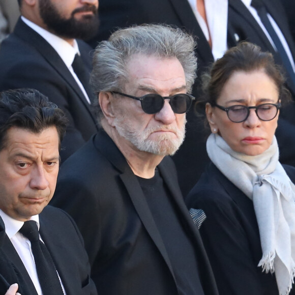 Christelle Bardet et son compagnon Laurent Gerra, Eddy Mitchell et sa femme Muriel - Arrivées à l'hommage national à Charles Aznavour à l'Hôtel des Invalides à Paris. Le 5 octobre 2018 © Jacovides-Moreau / Bestimage 