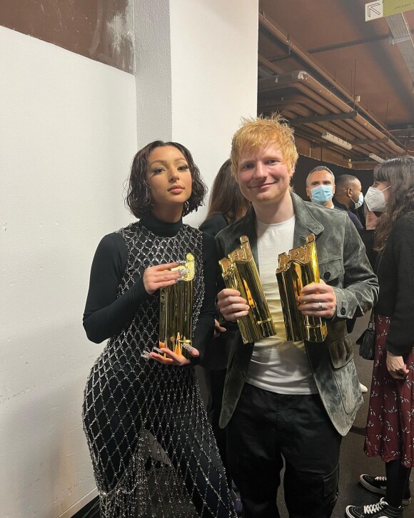 Eva Queen et Ed Sheeran lors de la cérémonie des NRJ Music Awards 2021.