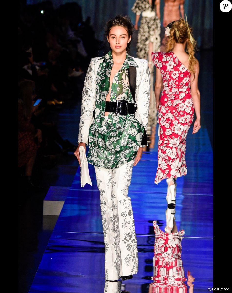 Jenaye Noah (Fille de Yannick Noah) - Défilé de mode Jean-Paul Gaultier collection Haute Couture printemps-été 2017 à Paris, France, le 25 janvier 2017.