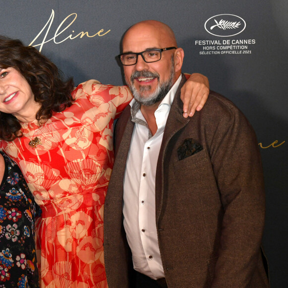 Danielle Fichaud, Valérie Lemercier, Sylvain Marcel - Avant-Première du film "Aline" au Grand Rex à Paris le 25 octobre 2021. © Veeren/Bestimage
