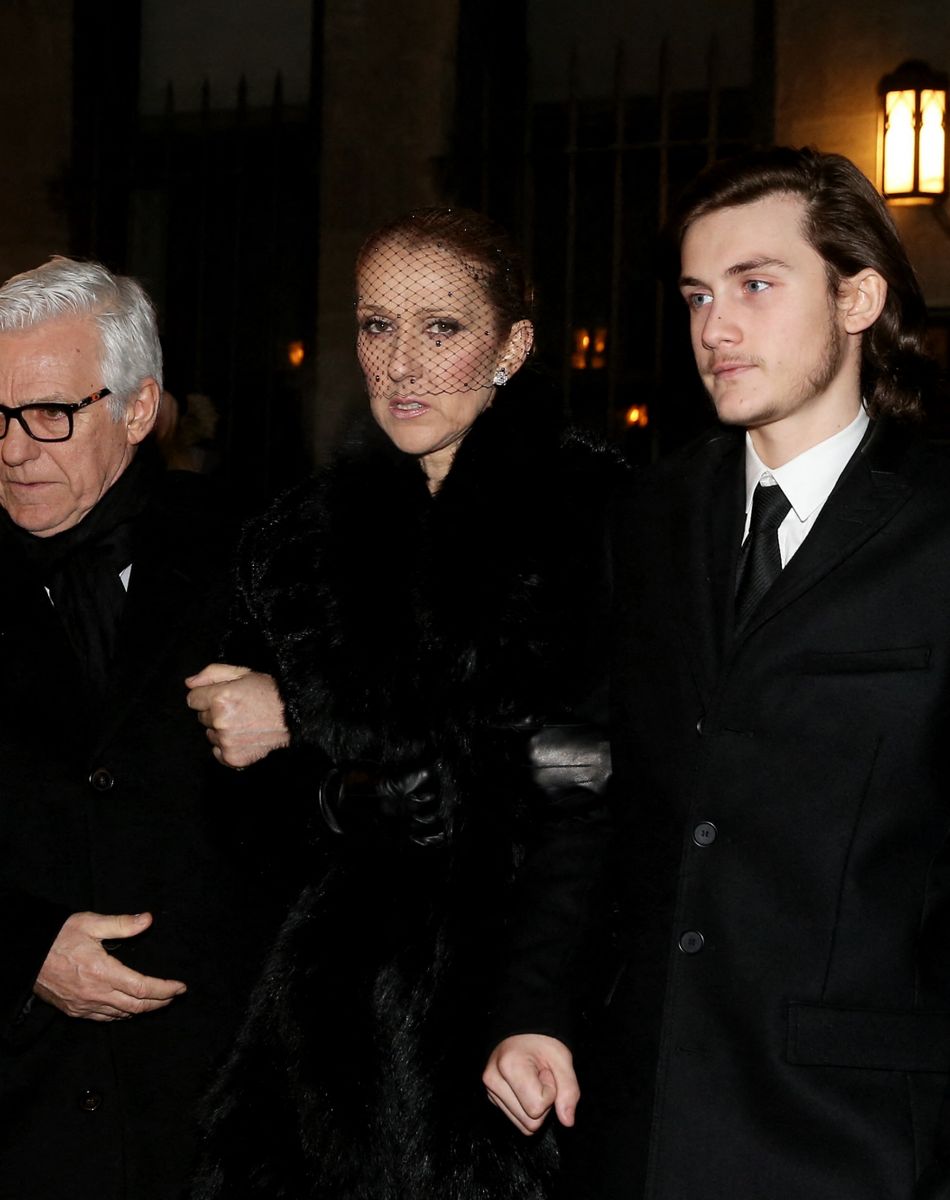 Céline Dion, son fils René-Charles Angélil et son frère Michel Dion sortent de la Basilique Notre-Dame de Montréal la veille des funérailles de René Angélil © Dominique Jacovides/Bestimage