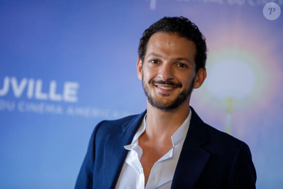 Vincent Dedienne - Photocall du film "A Good Man" lors du 46ème Festival du Cinéma Américain de Deauville, le 6 septembre 2020. © Oliver Borde / Bestimage 