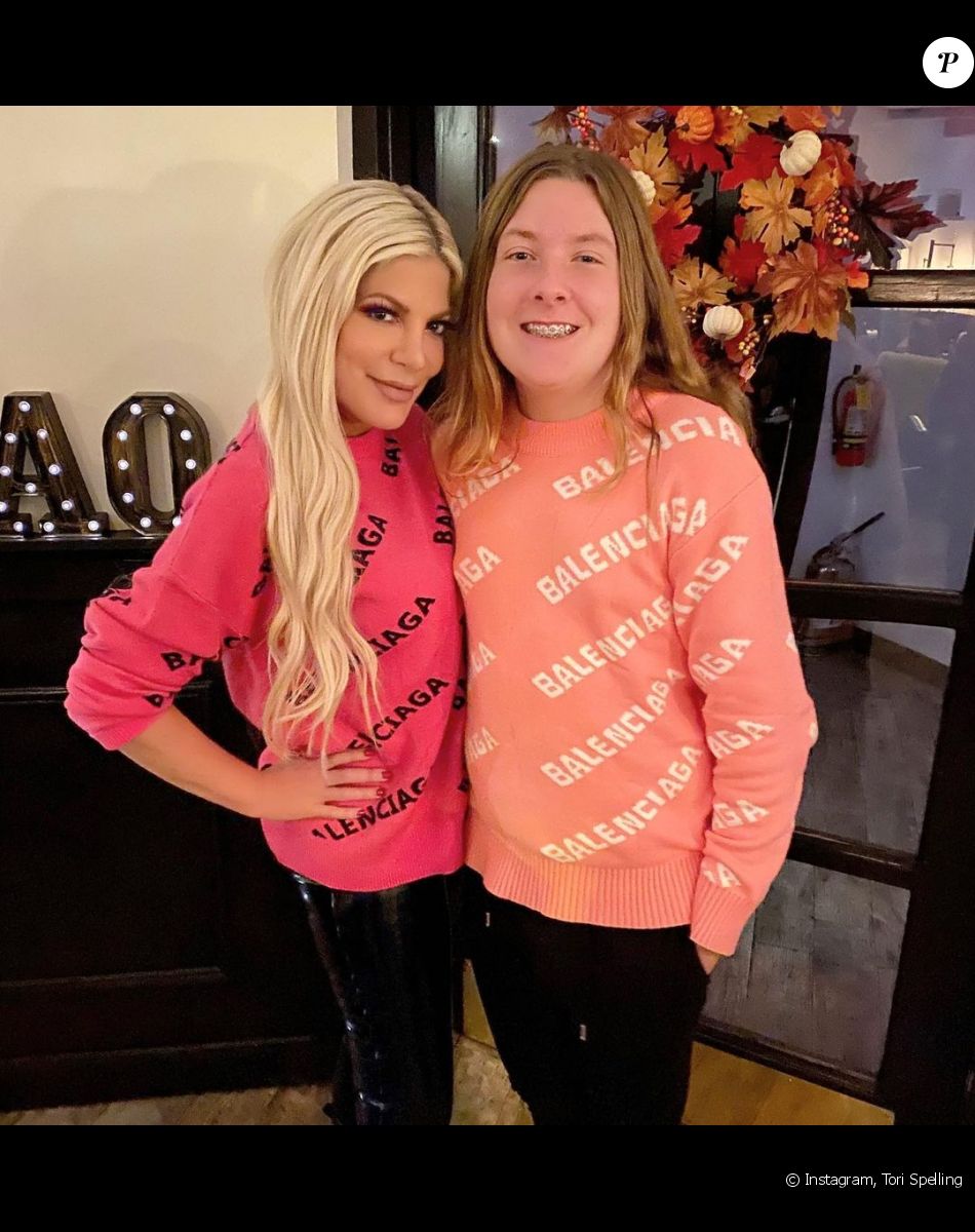 Tori Spelling et son fils Liam sur Instagram. Le 22 novembre 2021.