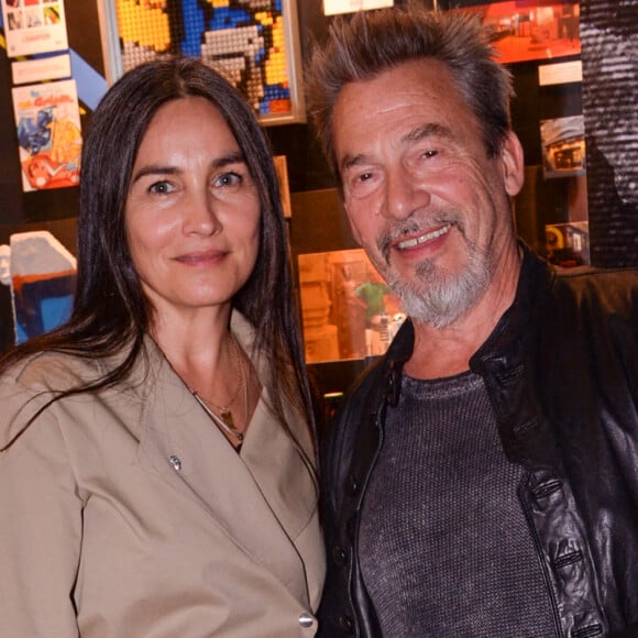 Exclusif - Florent Pagny et sa femme Azucena Caamano lors de la première du spectacle Lost in Buenos Aires à l'Européen à Paris le 28 juin 2021. © Rachid Bellak / Bestimage 