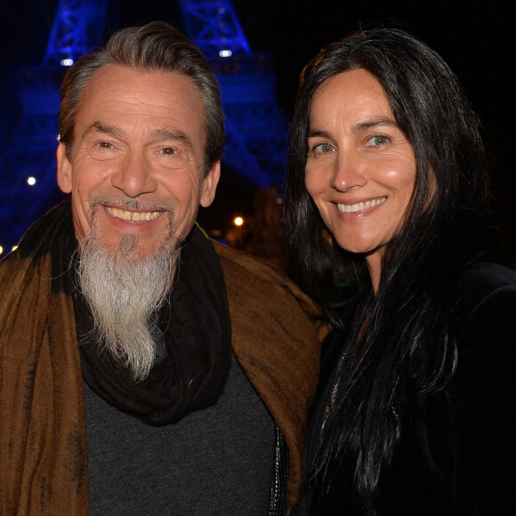 Exclusif - Florent Pagny et sa femme Azucena - Backstage du concert anniversaire des 130 ans de la Tour Eiffel à Paris, qui sera diffusé le 26 octobre sur France 2. Le 2 octobre 2019. © Perusseau-Veeren/ Bestimage 
