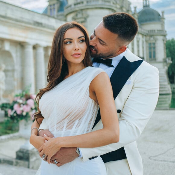 Exclusif - Mariage de Nabilla Benattia (robe de mariée créée par Jean-Paul Gaultier) et Thomas Vergara au château de Chantilly, France. © Benjamin Decoin/Bestimage